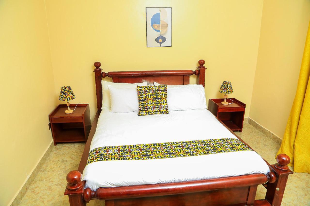 Fort Portal Palm Star Motel מראה חיצוני תמונה
