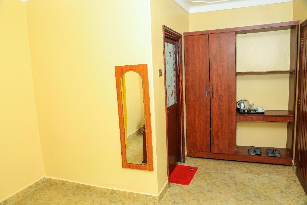 Fort Portal Palm Star Motel מראה חיצוני תמונה